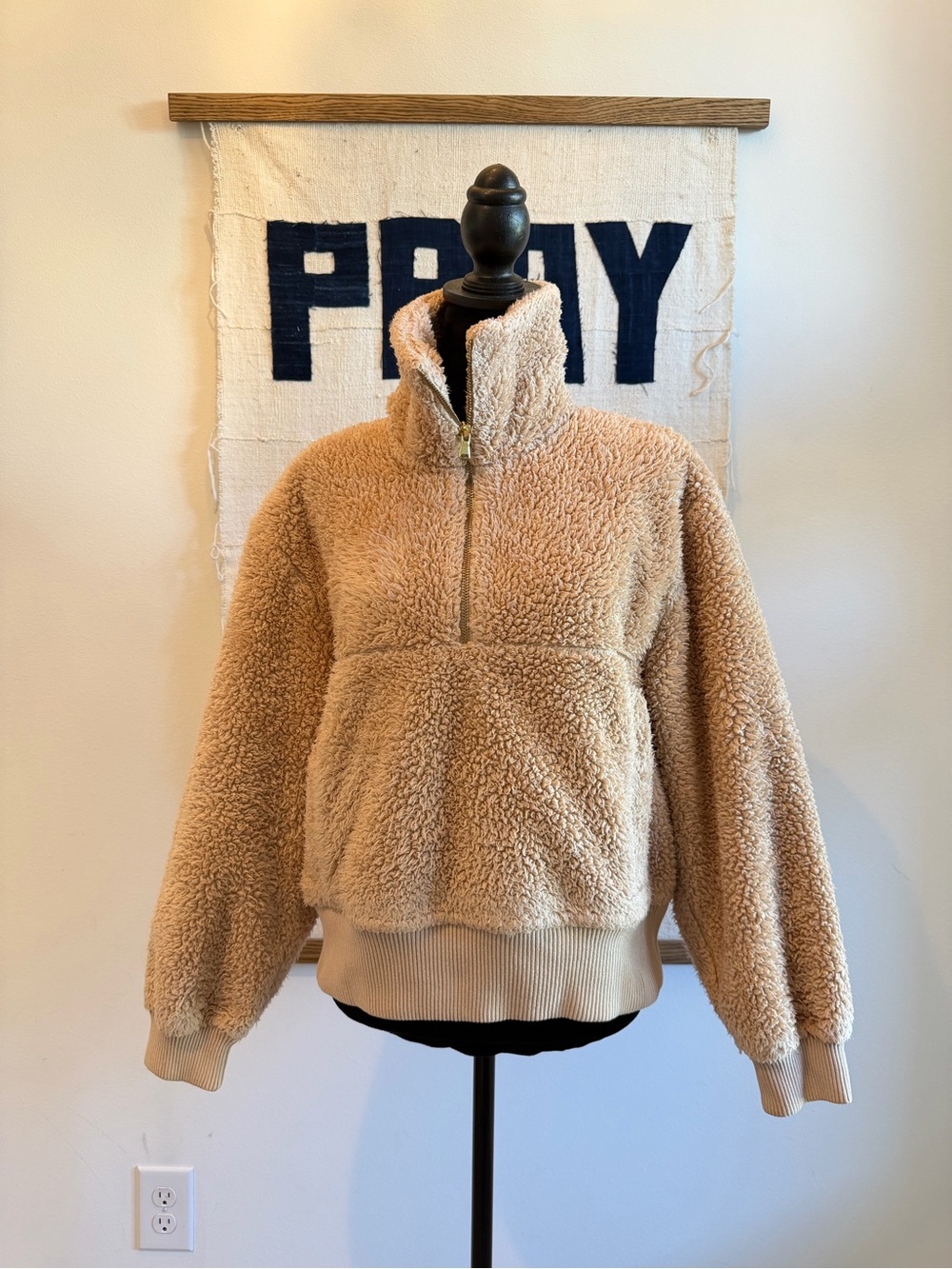 Varley ‘3/4” zip pullover” - Picture 3 of 7
